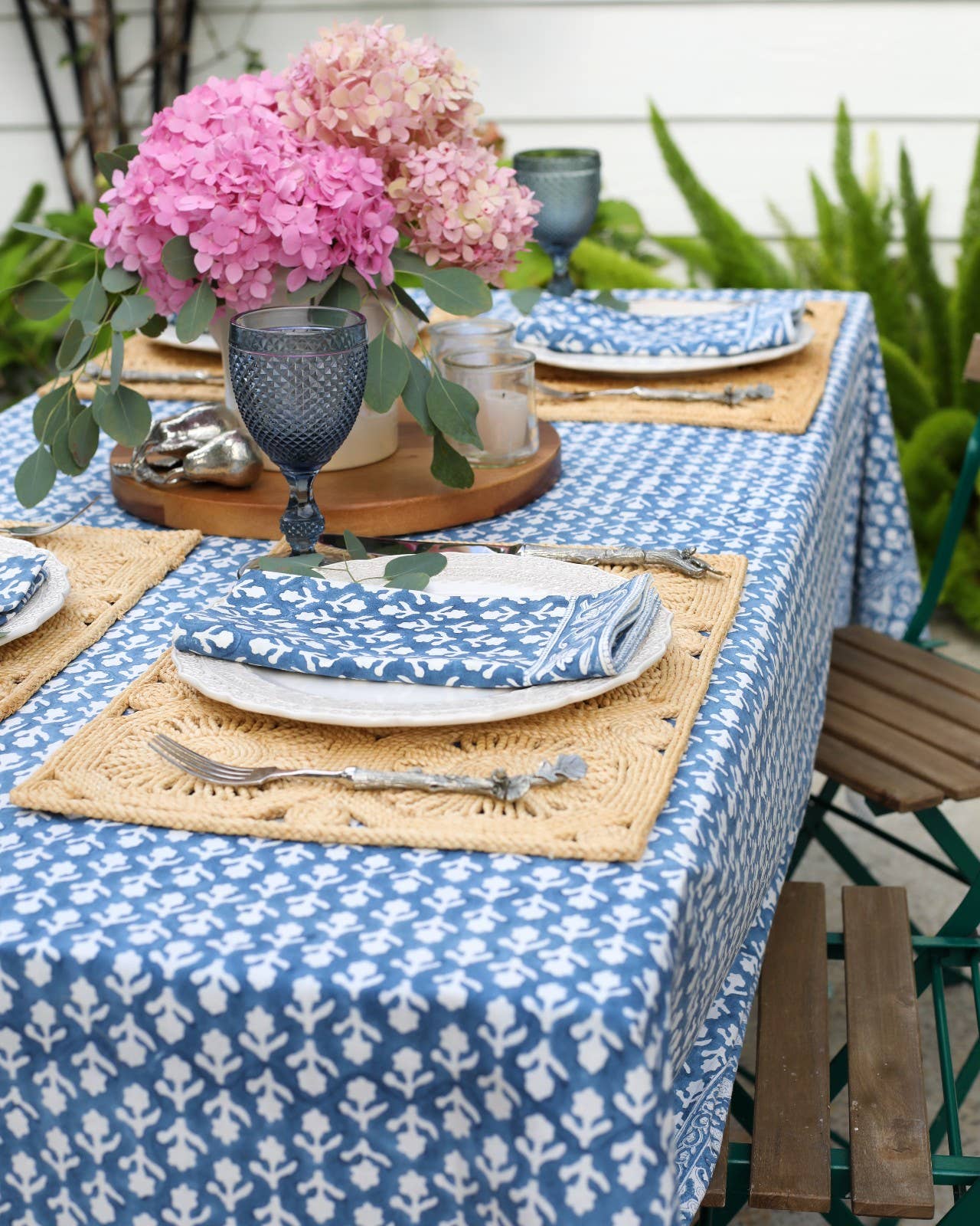 Charlotte Indigo Napkin (Set of 4)